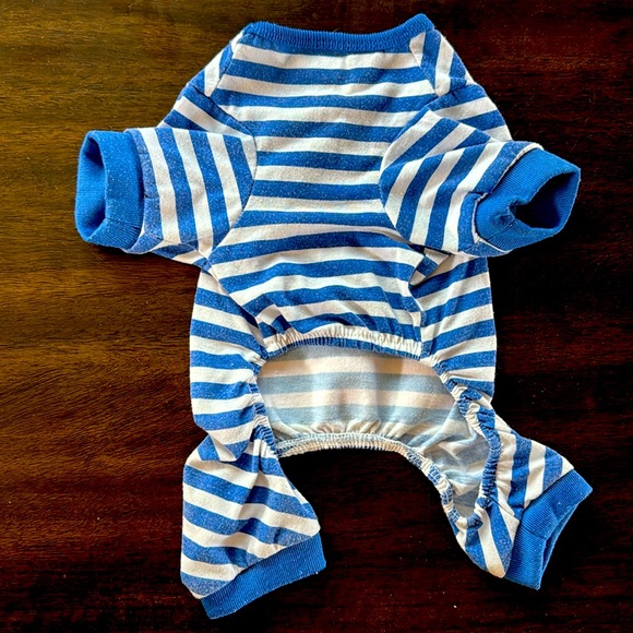 Pet Spirit, small, dog pj onesie “I 🩷 my mom” blue and white stripe. - Picture 2 of 2